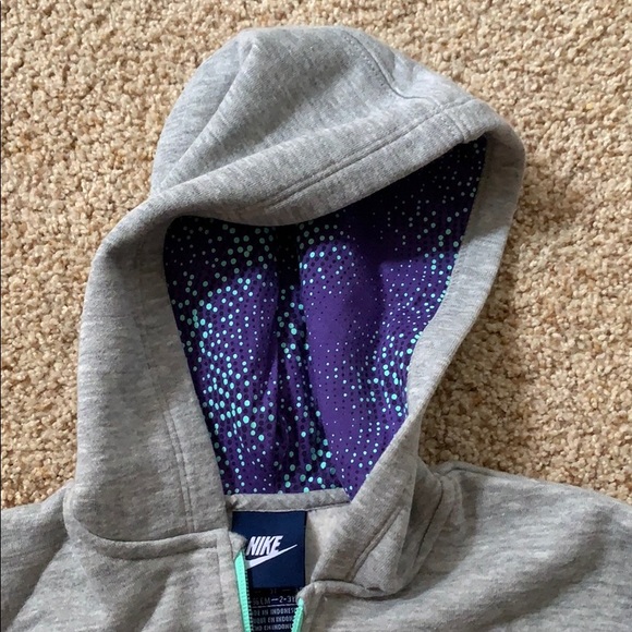 NWT Nike kids hoodie, size 3T - Picture 2 of 3